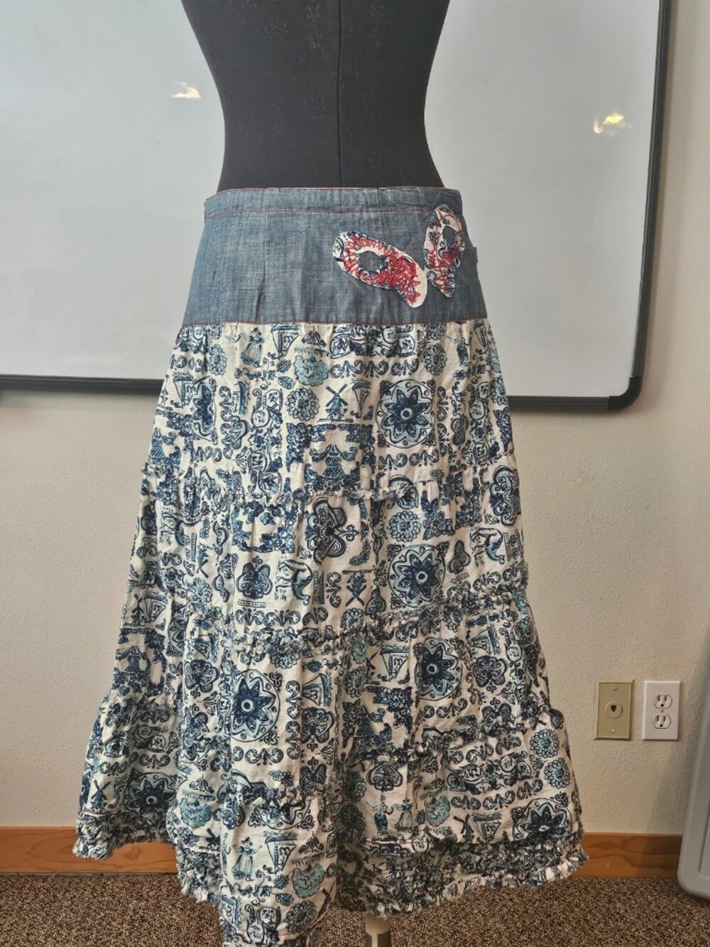 Vintage Oilily Teuna skirt 38.  Blue tiered raw finish midi aline
